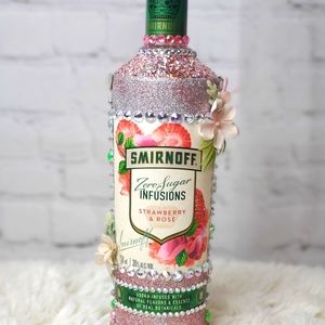SMIRNOFF (Zero Sugar) Infusions Stawberry and Rose